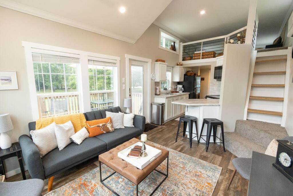 ניו בראונפלס Pet Friendly Tiny House Rental With New Access To Guadalupe River Nbtx מראה חיצוני תמונה