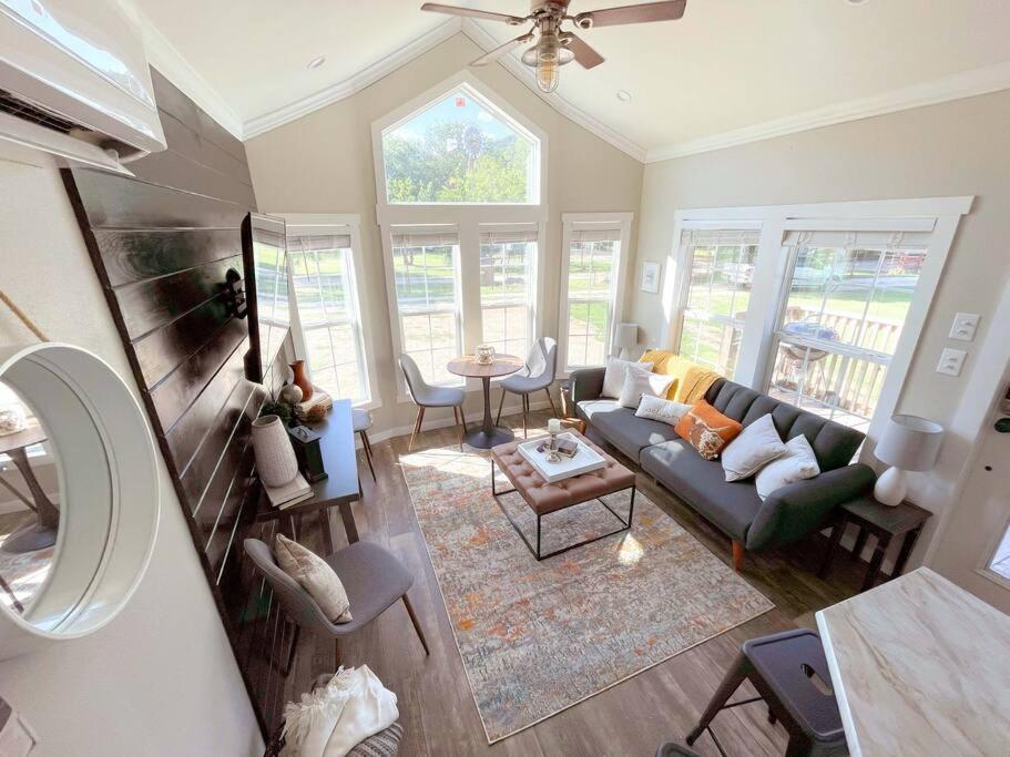 ניו בראונפלס Pet Friendly Tiny House Rental With New Access To Guadalupe River Nbtx מראה חיצוני תמונה